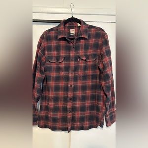 Levi’s flannel button down